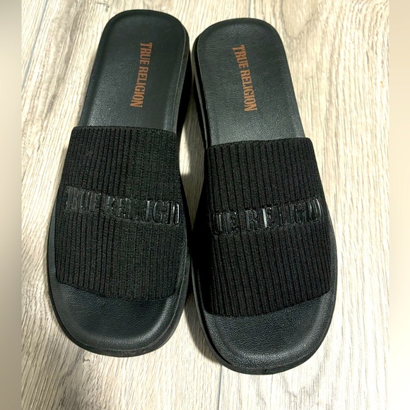 True Religion Shoes - TRUE RELIGION platform sandals